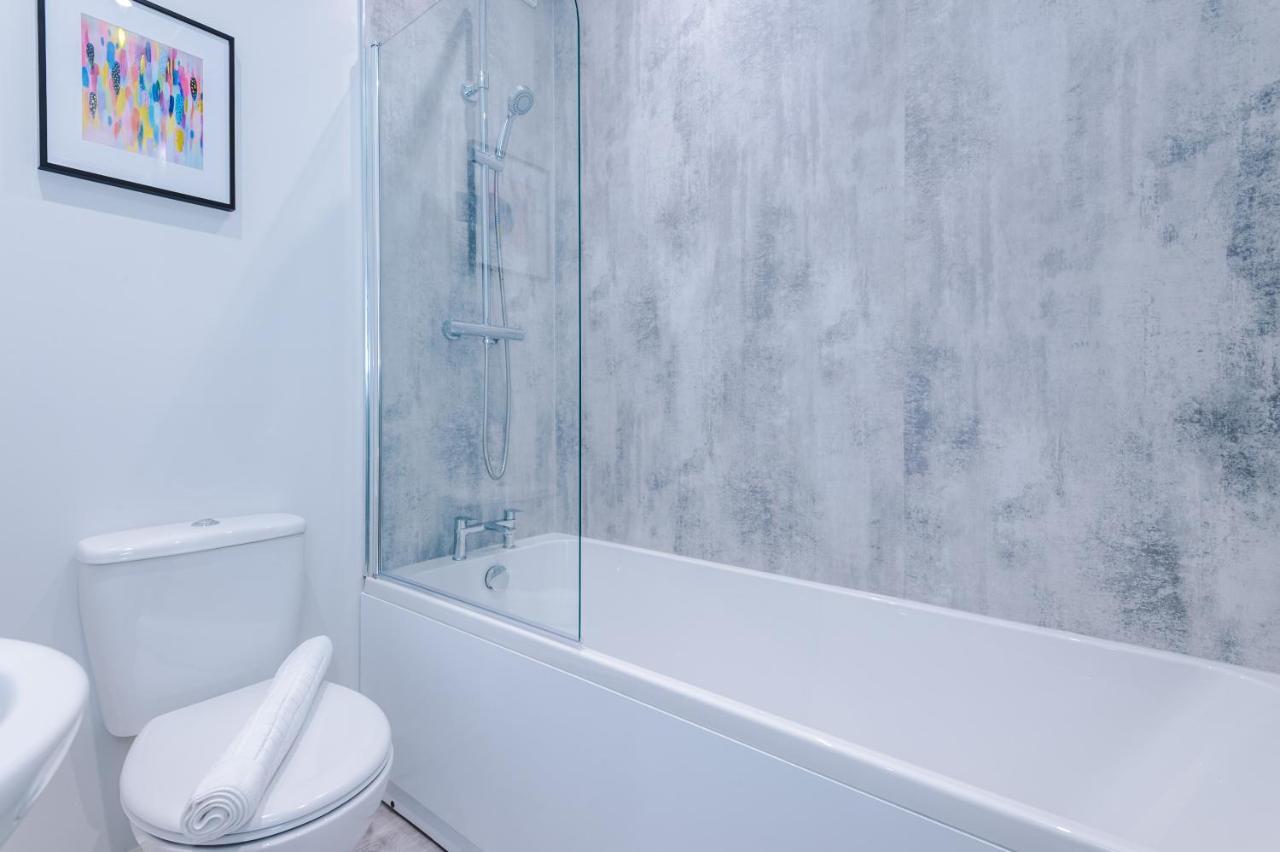 Beechwood Lodge Serviced Apartment Coventry Extérieur photo